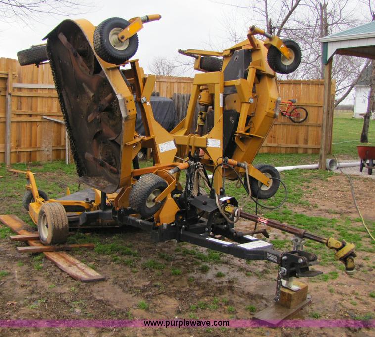 image for item 8411 Woods 9180RD mower