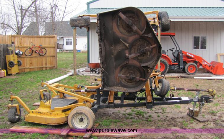 image for item 8411 Woods 9180RD mower