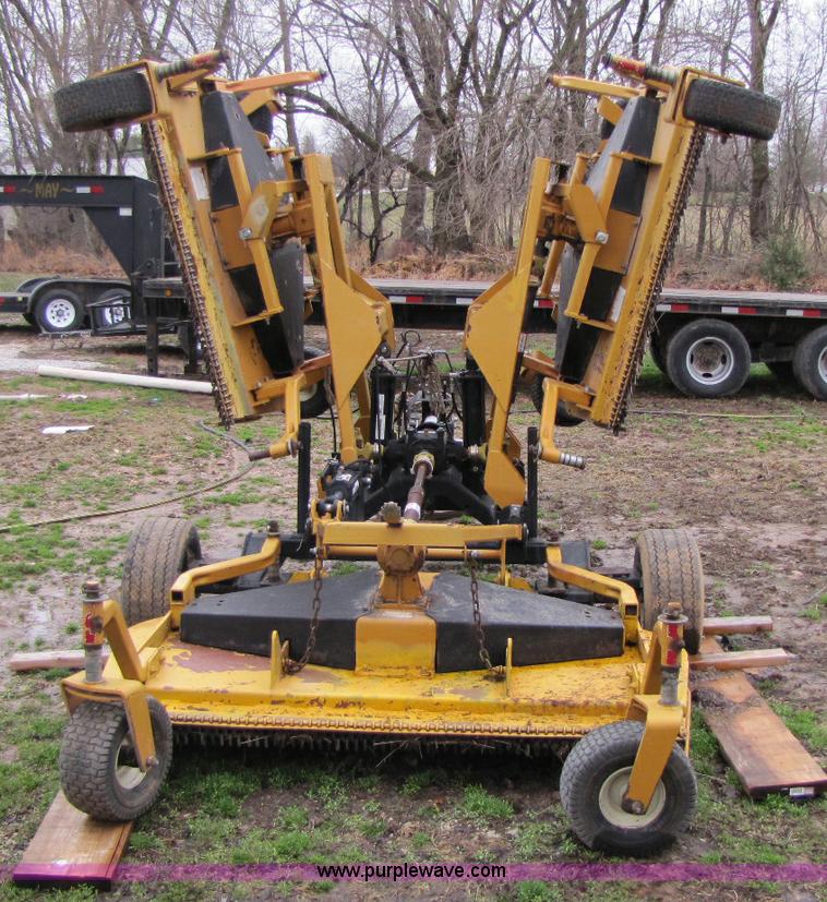 image for item 8411 Woods 9180RD mower