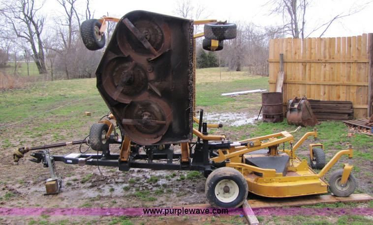 image for item 8411 Woods 9180RD mower