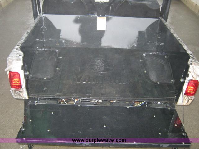 image for item 8412 2005 Yamaha Rhino 660 4x4 Exploring Edition utility vehicle