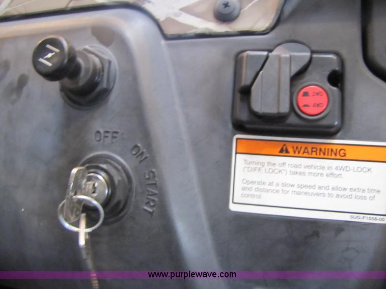 image for item 8412 2005 Yamaha Rhino 660 4x4 Exploring Edition utility vehicle