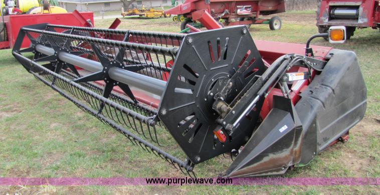 image for item 8720 1996 Case IH 1020 flex header