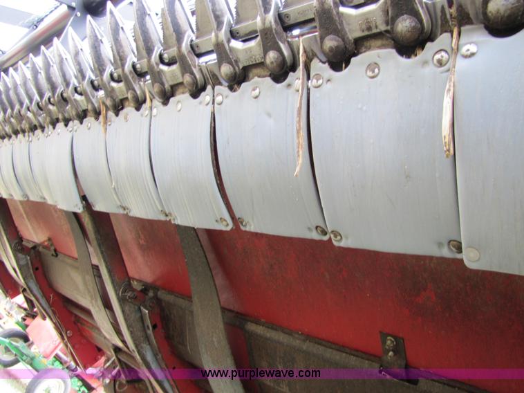 image for item 8720 1996 Case IH 1020 flex header