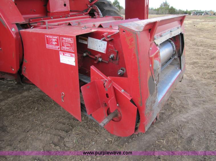 image for item 8727 1994 Case IH 1644 axle-flow combine