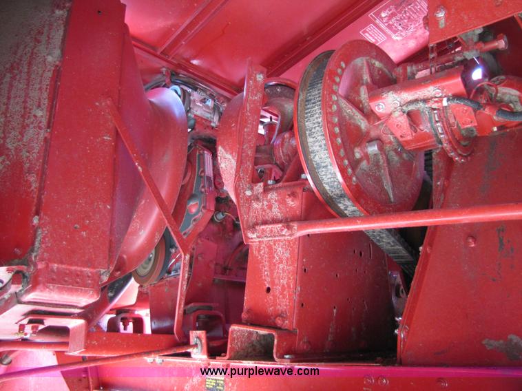 image for item 8727 1994 Case IH 1644 axle-flow combine