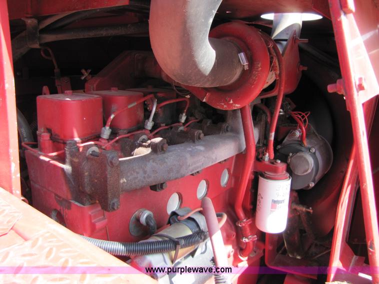 image for item 8727 1994 Case IH 1644 axle-flow combine