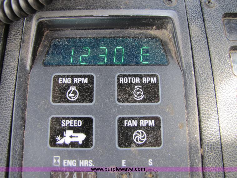 image for item 8727 1994 Case IH 1644 axle-flow combine