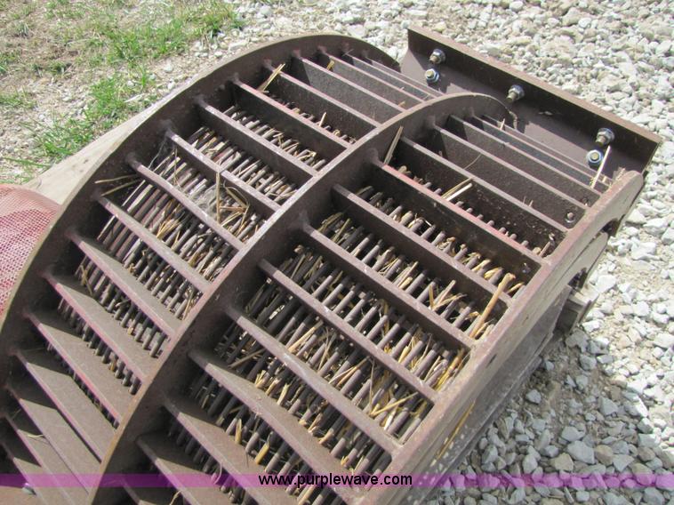 image for item 8727 1994 Case IH 1644 axle-flow combine