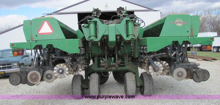 image for item 8728 1995 Great Plains 2N-2410 no-till drill