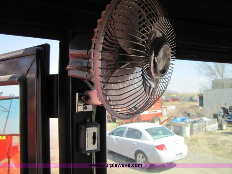 image for item 8744 Hesston 6455 self propelled swather