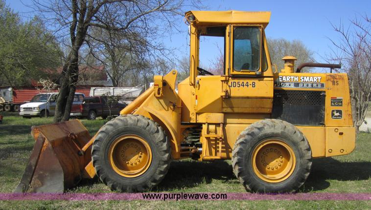 image for item 3800 1983 John Deere 544B wheel loader