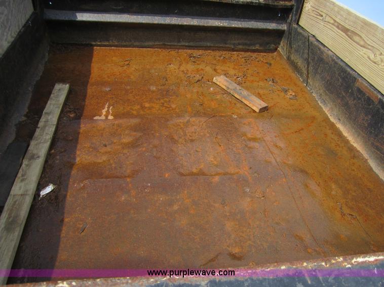 image for item 3826 1992 Ford F350 Super Duty pickup truck