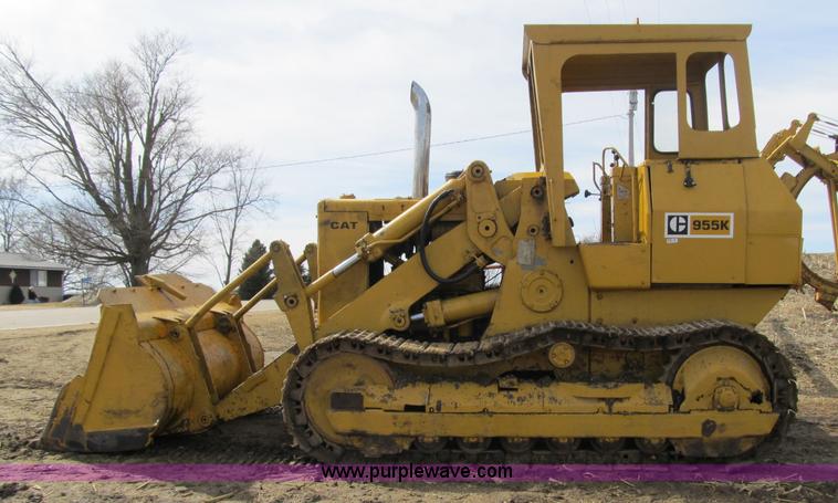 image for item 4079 1967 Caterpillar 955K track loader