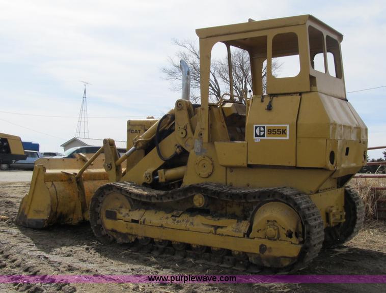 image for item 4079 1967 Caterpillar 955K track loader