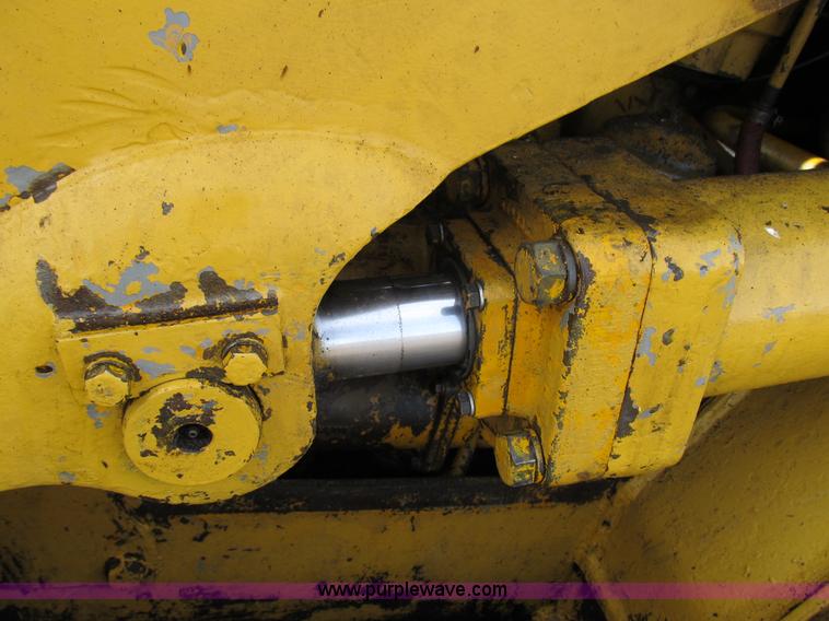 image for item 4079 1967 Caterpillar 955K track loader