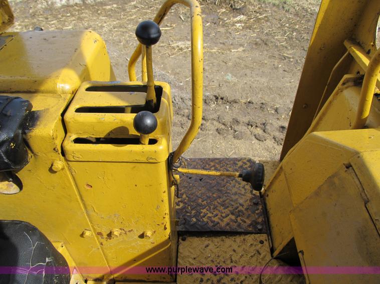 image for item 4079 1967 Caterpillar 955K track loader