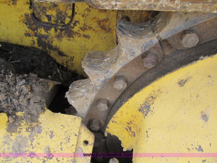 image for item 4079 1967 Caterpillar 955K track loader