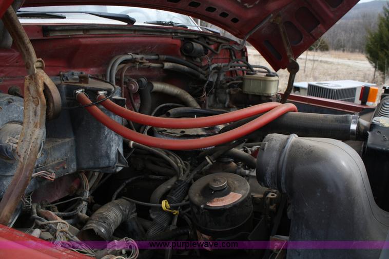 image for item 4808 1989 Ford F700 dump truck