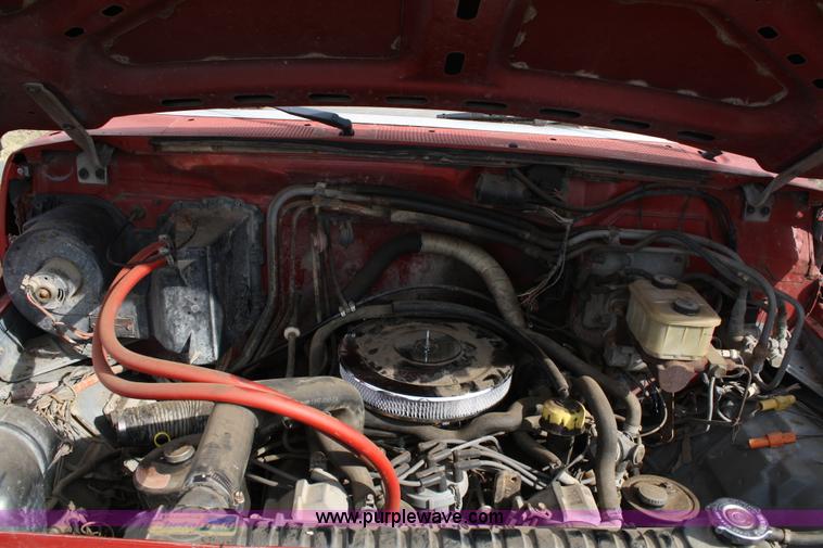 image for item 4808 1989 Ford F700 dump truck