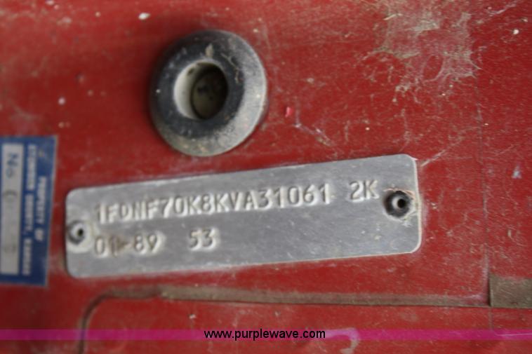 image for item 4808 1989 Ford F700 dump truck