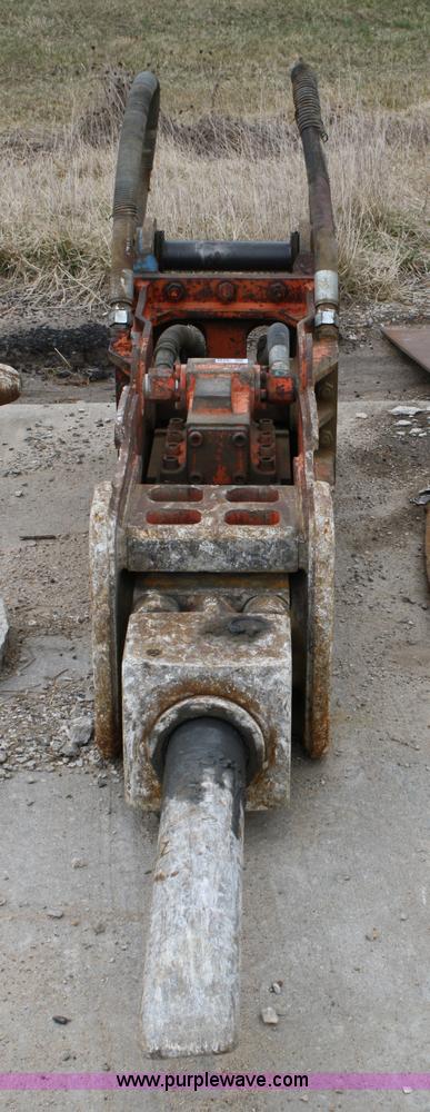 image for item 4814 NPK 10XB hydraulic breaker with bit