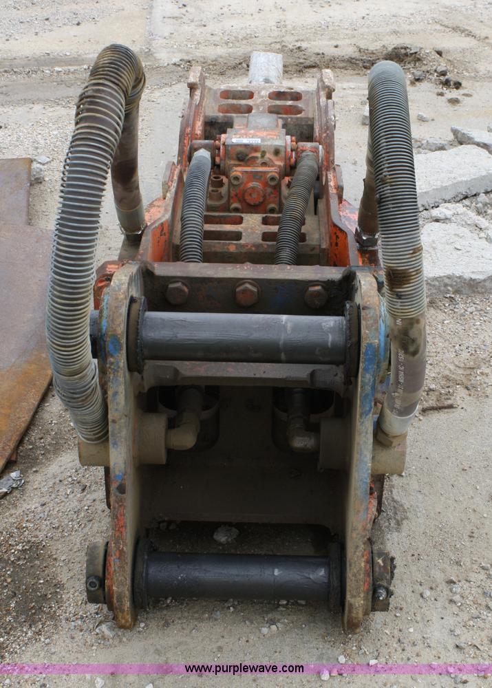 image for item 4814 NPK 10XB hydraulic breaker with bit