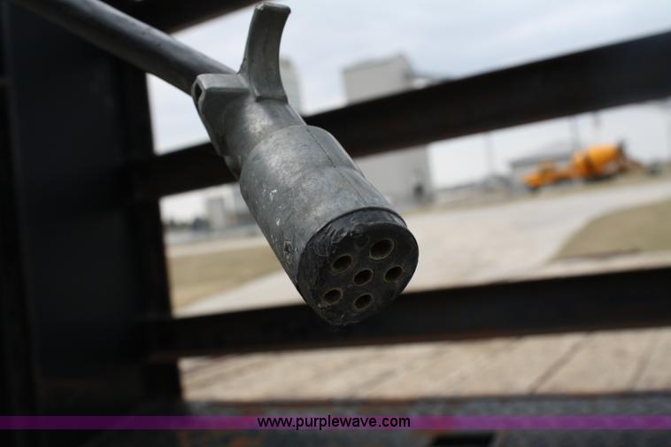 image for item 4816 2000 L & L tandem axle trailer