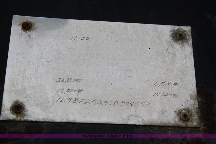 image for item 4816 2000 L & L tandem axle trailer