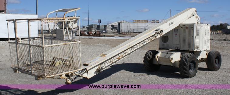 image for item 4930 1984 JLG 40HTR man lift