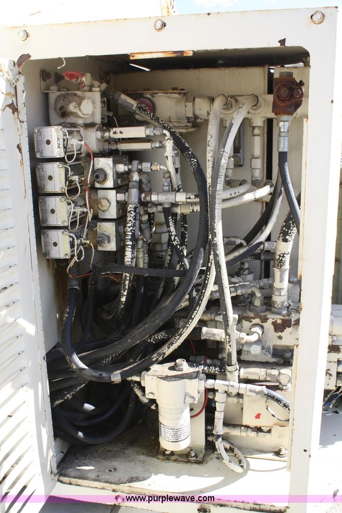 image for item 4930 1984 JLG 40HTR man lift