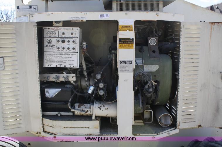 image for item 4930 1984 JLG 40HTR man lift