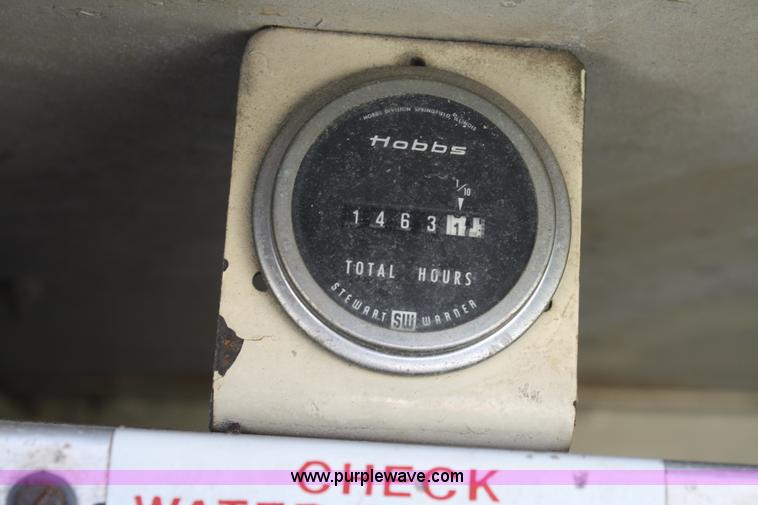 image for item 4930 1984 JLG 40HTR man lift