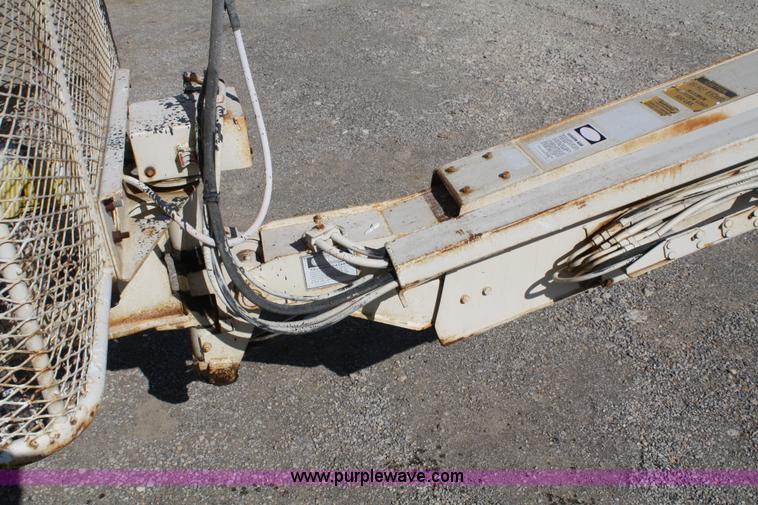 image for item 4930 1984 JLG 40HTR man lift