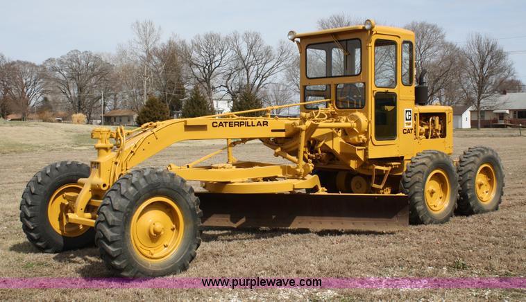 image for item 5014 1974 Caterpillar 112F motor grader