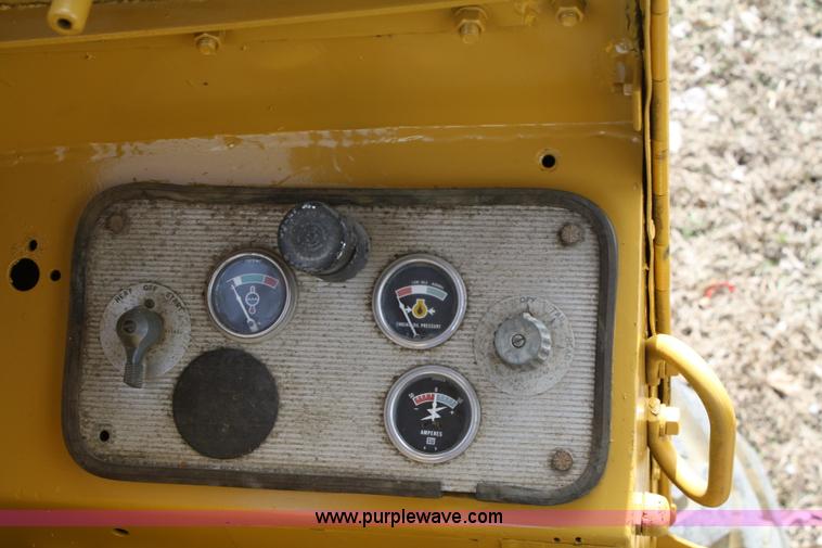 image for item 5014 1974 Caterpillar 112F motor grader