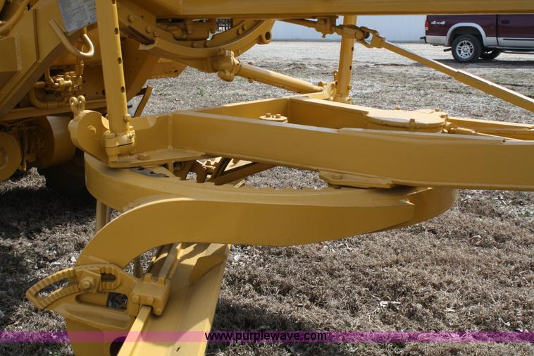 image for item 5014 1974 Caterpillar 112F motor grader