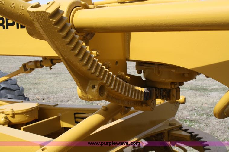 image for item 5014 1974 Caterpillar 112F motor grader