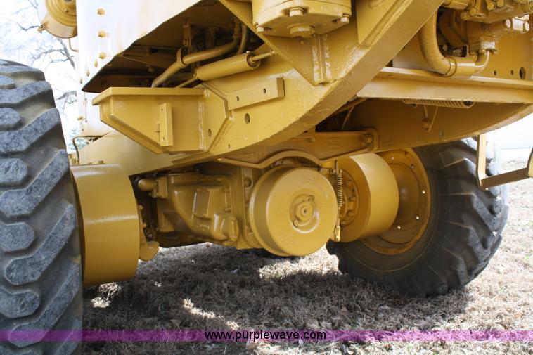 image for item 5014 1974 Caterpillar 112F motor grader