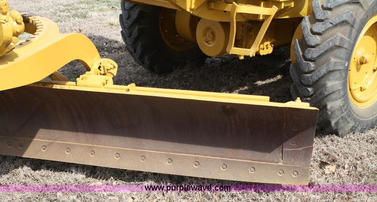 image for item 5014 1974 Caterpillar 112F motor grader
