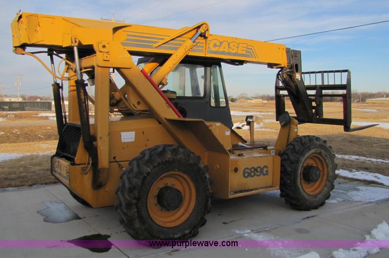 image for item 5121 1999 Case 689G telehandler