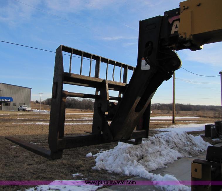 image for item 5121 1999 Case 689G telehandler