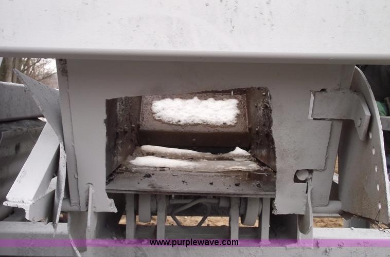 image for item 5492 Cedar Rapids 20 ton slide plate feeder