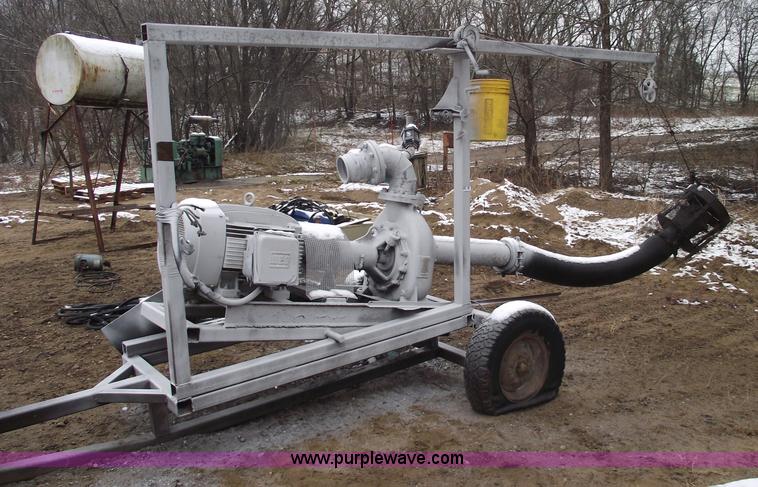image for item 5497 Gorman Rupp tow-able centrifugal pump
