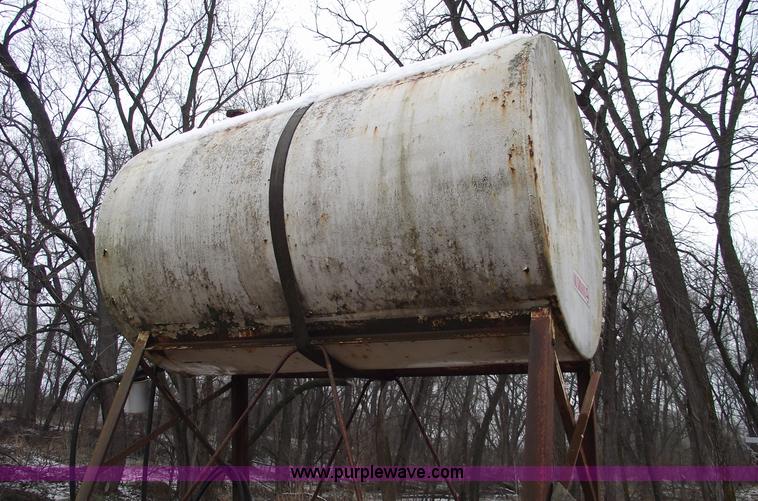image for item 5500 300 gallon fuel tank on 6' stand