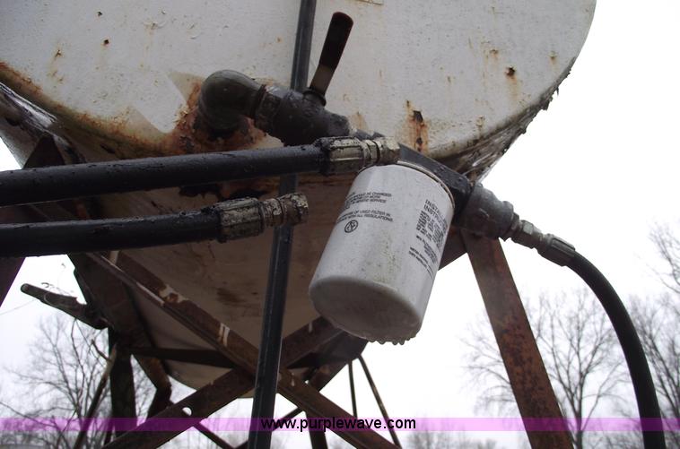 image for item 5500 300 gallon fuel tank on 6' stand