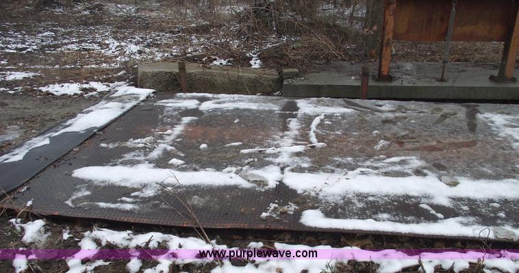 image for item 5502 Thurman 27 ton portable scale