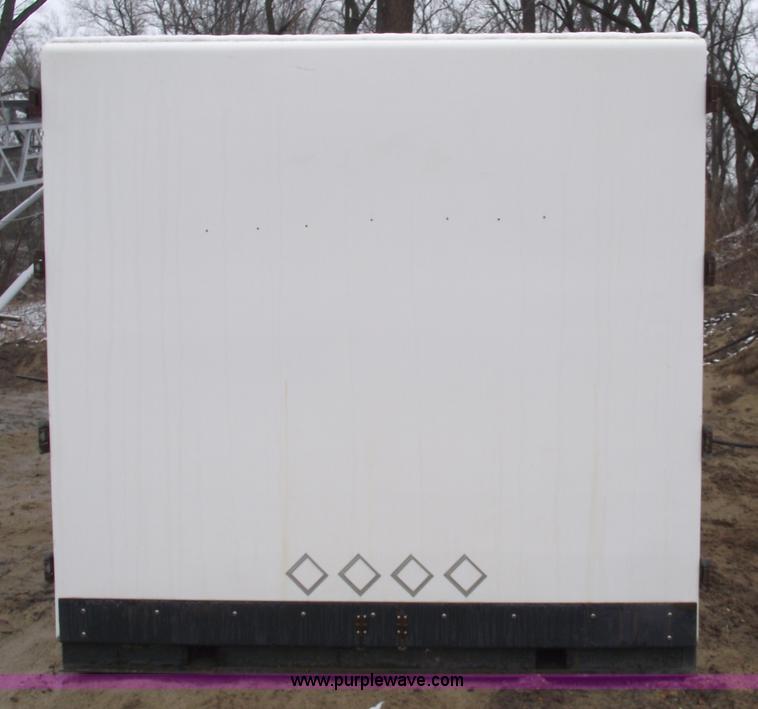 image for item 5504 8' x 8' job site storage container