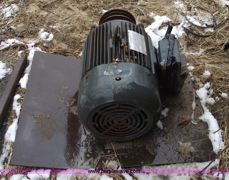 image for item 5506 Leeson 15 HP electric motor