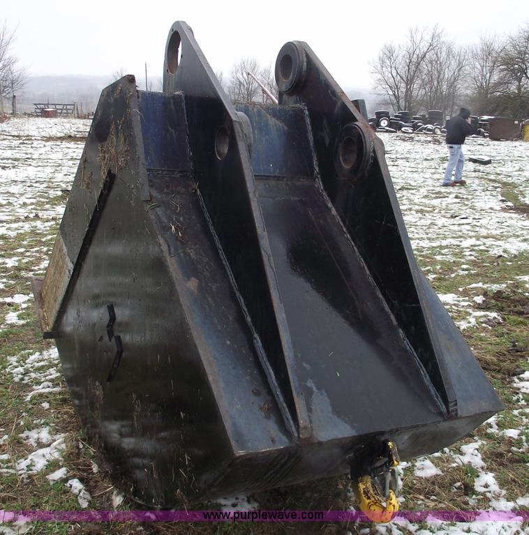 image for item 5507 36" sand bucket